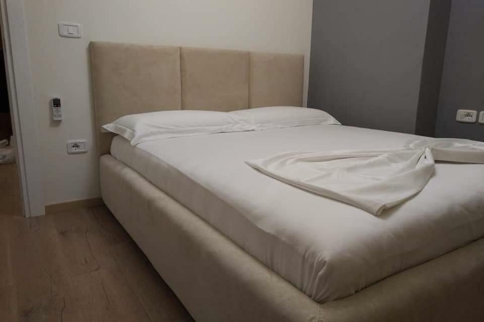 Deluxe Sea Apartment Vlora Kültér fotó