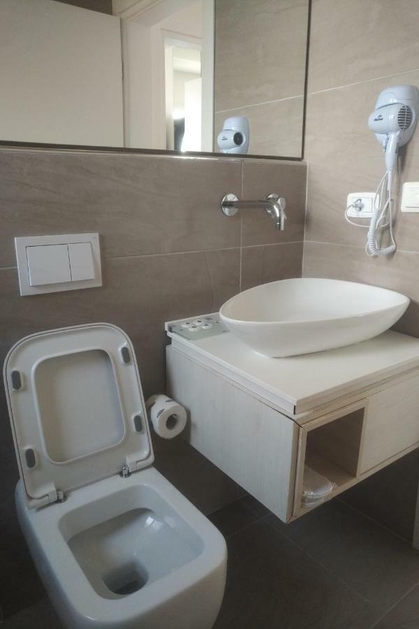 Deluxe Sea Apartment Vlora Kültér fotó